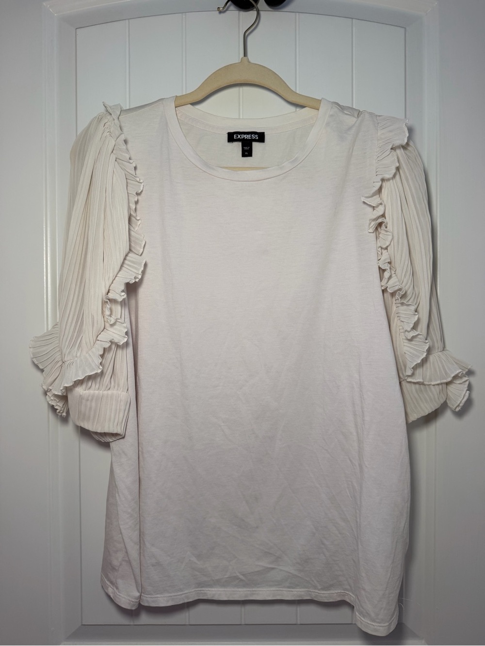 Express Cream Ruffle Sleeve Short Sleeve Top - Picture 3 of 5